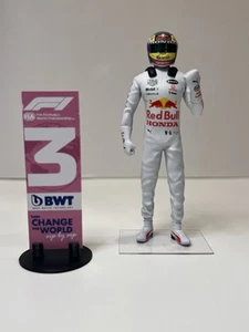 Sergio "Checo" Perez Red Bull Racing Turkey 2021 GP 1:18 Figure w/ Pit Board - Picture 1 of 7
