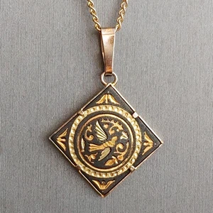 Vintage Damascene Round BIRD Pendant Necklace Black Gold Tone 20” - Picture 1 of 7