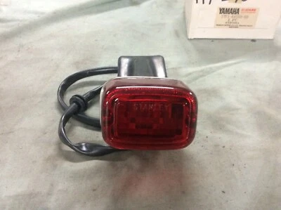 GENUINE YAMAHA PARTS TAIL LIGHT IT125 1981-1983 3W1-84500-60 - Image 1 of 4