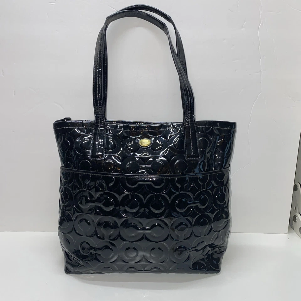 Bolso Coach Peyton negro en relieve Foto 1 de 4