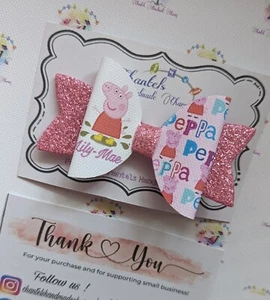 Handmade Personalised Peppa Pig Muddy Puddle Pink Glitter Hair Bow Clip - Picture 1 of 1
