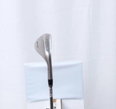 Cleveland Rtz Mid Grind Tour Rack Wedge 52°-10 Dynamic Gold S400 12742581 Bom - Imagem 1 de 4