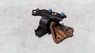 MITSUBISHI MIRAGE 2017-2020 LADO DEL CONDUCTOR MOTOR SOPORTE MONTAJE OEM Foto 1 de 4