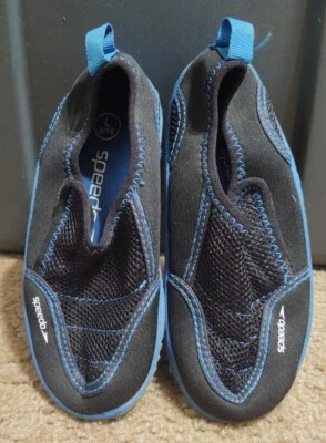 Boys/Girls Unisex Speedo Water Beach  Shoes Sz 9/10 L for Small Children - Image 1 of 4