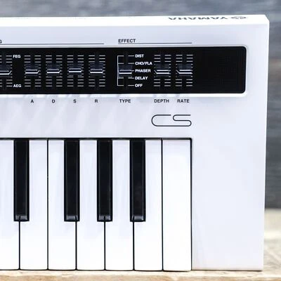 Yamaha Reface CS 8-Note Polyphonic Virtual Analog 37-Key Mobile Mini Synthesizer - Image 1 of 4