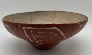 Medium Shipibo-Conibo Vessel – Wide Polychrome Bowl – Peruvian Tribal Art - Picture 1 of 5