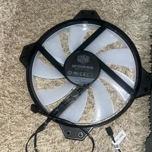Cooler Master MasterFan MF200R 200mm ARGB Addressable RGB Fan - Afbeelding 1 van 4