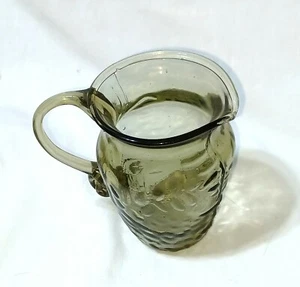 Jarra crema vidrio humo gris pequeña 4 1/2" alto - Imagen 1 de 2