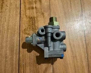 Bendix Brake KD 909981 SR-2 Special K033123 Mack R model - Picture 1 of 5