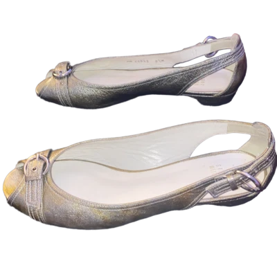Stuart Weitzman Peek a Boo Open Toe Metallic Patent Leather Flats Size 8.5 - Image 1 of 4
