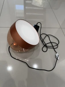 Philips Friends of Iris Hue Table Lamp Starter Kit - - Picture 1 of 8