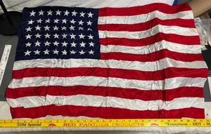 34" x 24" 33" x 23" Vintage 48 ESTRELLAS U.S.A. Country BANDERA DE SEDA PATRIÓTICA 1912-1959 - Imagen 1 de 7