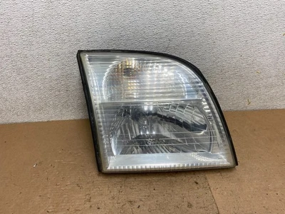 2002-2005 Mercury Mountaineer Right Passenger Halogen Headlight Oem P6753 DW - Image 1 of 4