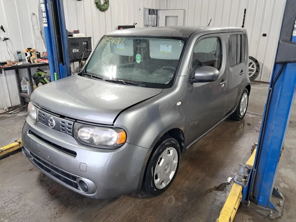 2011 Nissan Cube Driver Left Fender Gray Used Local Pick Up Only 405734 - Imagem 1 de 4