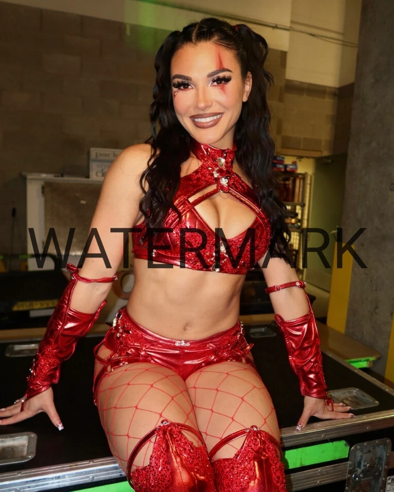 Красный наряд Jazmyn Nyx 8x10 PHOTO NXT - Изображение 1 из 1