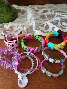8 PIECE JEWELRY LOT KIDS GIRLS DISNEY WORLD Bracelets Rare Pieces EUC - Picture 1 of 10