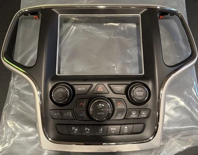 2018 JEEP SRT TRACKHAWK 6.2L OEM A/C HEATER CONTROL W RADIO BEZEL 68333942AA - Image 1 of 4