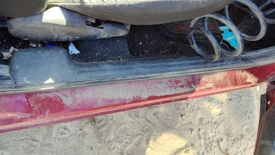 Dodge Neon Passenger 2004 umbral inferior derecho moldura panel de moldura OEM negro Foto 1 de 3