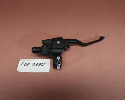 2013-2018 宝马 F700 F700GS 前刹车主缸(用于零件) — 第 1/4 张图片