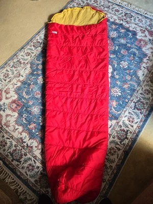 Schlafsack ( SNUG PAK ) - Bild 1 von 4