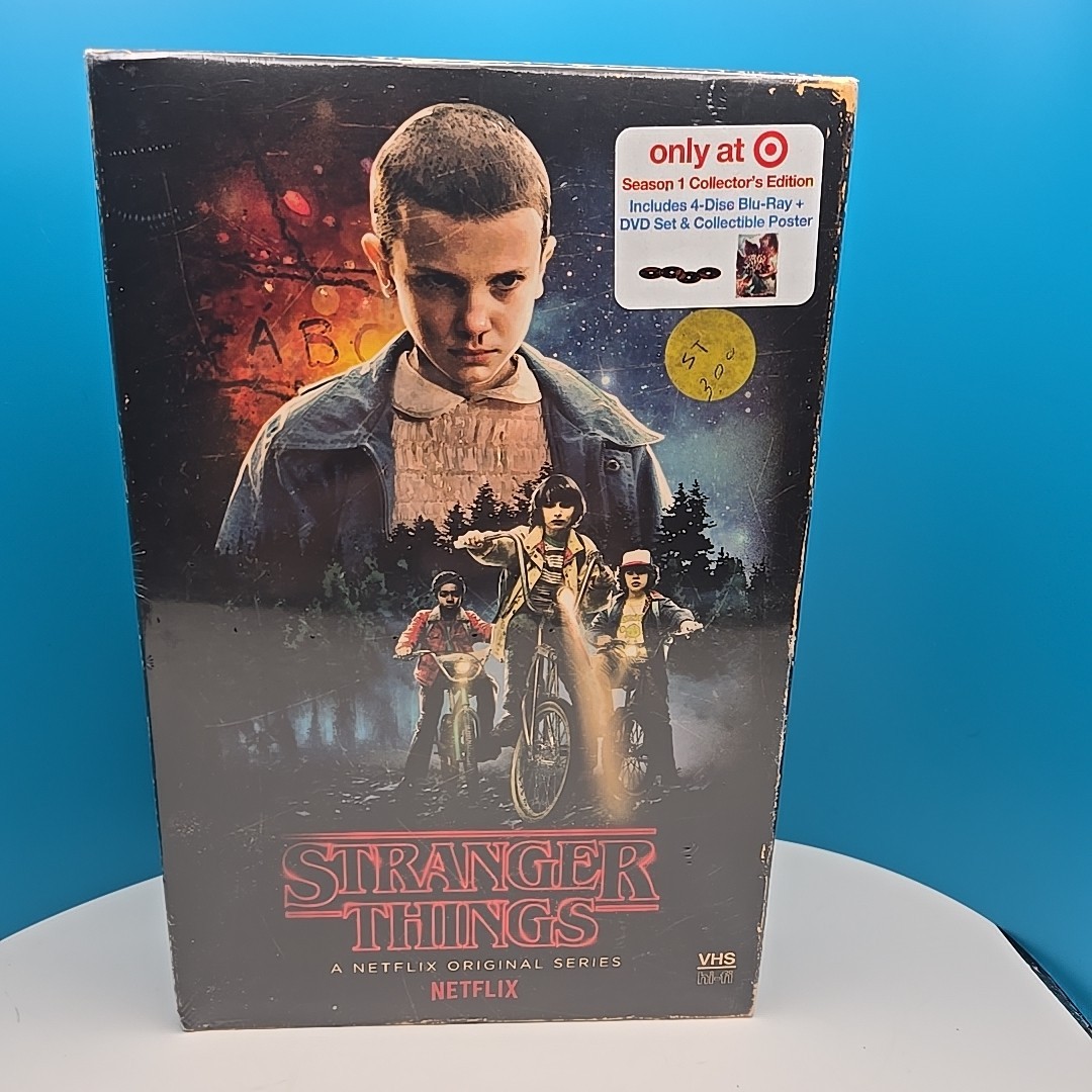 ストレンジャーシングス　激レアDVD シリアルナンバー50 m79545111517_1.jpg?1657595833