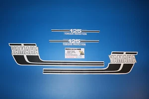 125 RD YAMAHA TYPE AS3 EMBLEMES COMPATIBLE RESERVOIR CACHE ET RESERVOIR D'HUILE - Imagen 1 de 2