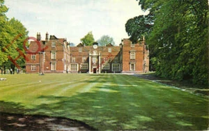 Picture Postcard::Ipswich, Christchurch Mansion - Picture 1 of 2