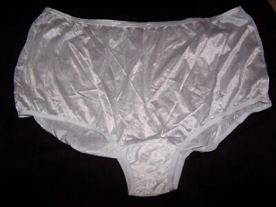 Vanity Fair Off White Brillante Resbaladizo Abuela Bragas Calzoncillos Nylon Talla 12/6XL Foto 1 de 3