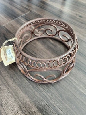 Bronce de alta resistencia para cuenco para perro hecho a mano por artesanos en la India Foto 1 de 4