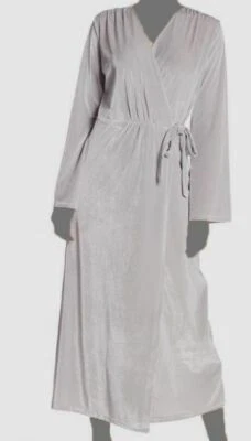 $199 Shimera Women's Silver Velvet Long Sleeve Robe Size S - Image 1 of 2