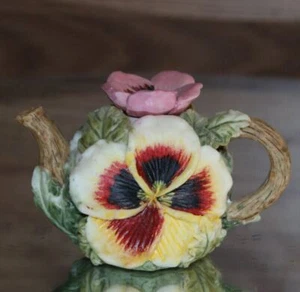 pansy miniature teapot with lid 90's dollhouse display flowers daffodil RARE EU - Picture 1 of 12