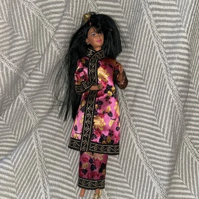 Китайские куклы Barbie мировая коллекция 90-е Mattel специальное издание A3 - Изображение 1 из 3