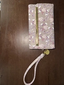 STEVE MADDEN GOLD LOGO BAR TRIFOLD WALLET ARMBAND TAUPE FLORAL - Bild 1 von 5