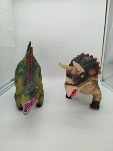 Dinosaurier Set – Triceratops & Spinosaurus - Bild 1 von 10