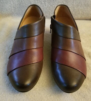 NWT Taos Triumph Ankle Booties Womens Size 7 EUR 38 Brown Burgundy Leather - Image 1 of 4