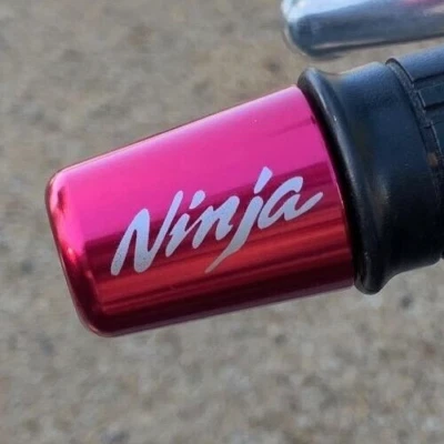 Kawasaki Ninja 250 300 500 650 ZX6 ZX6R ZX9 ZX10 ZX10R ZX11 ZX14 RED BAR ENDS - Image 1 of 2