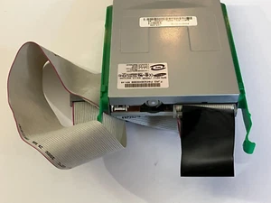 Samsung Floppy Disk Drive 05U692 SFD-321J/ADNR - Afbeelding 1 van 5