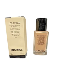 CHANEL LES BEIGES Healthy Glow Foundation Hydration and Longwear COLOR: B30 - Picture 1 of 1