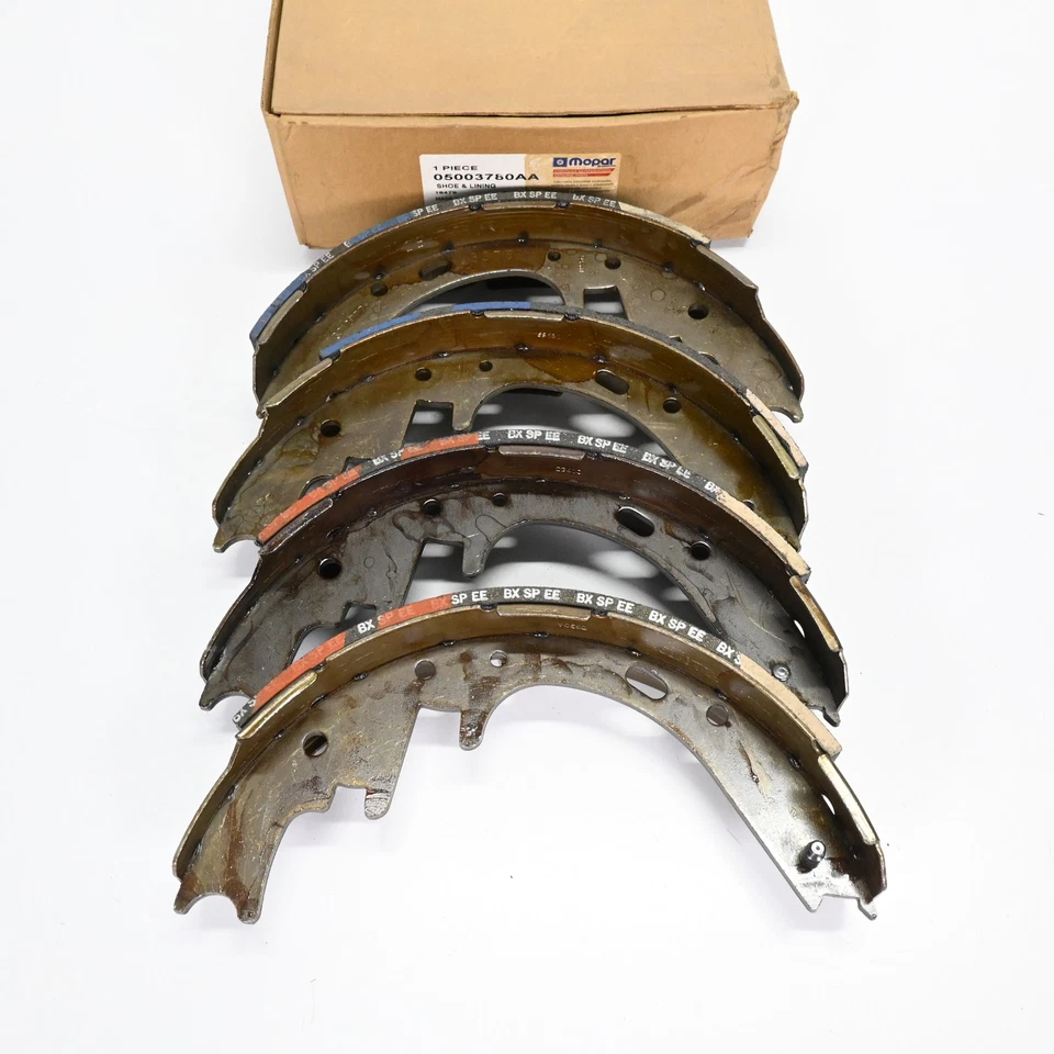 Kit de zapatos Ram Wagon/Ram Van/Durango 5003780AA genuino OEM MOPAR 1998 Foto 1 de 1