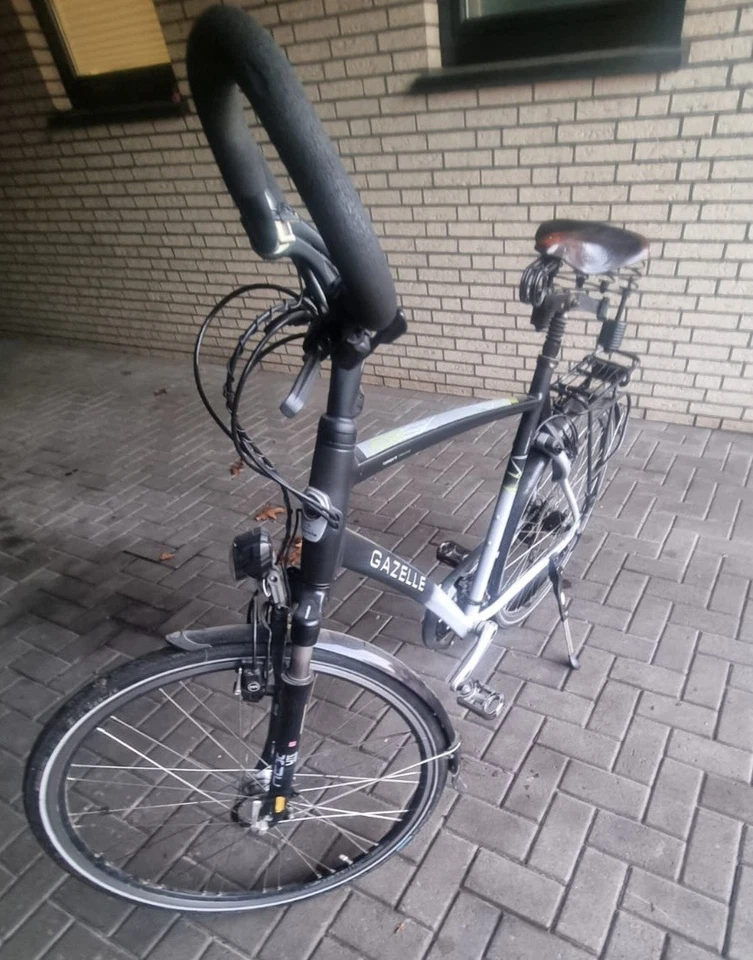 Fahrrad GAZELLE 28 Zoll HOLLAND Herren-Trekkingrad Torrente T27 Top Zustand - Bild 1 von 4