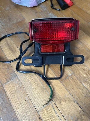 Luz trasera intermitente Honda CB 400 F STANLEY HM-42RC Foto 1 de 4