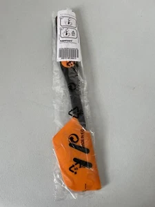 NEW Tupperware Silicone Spatula / Scraper /Spreader ~Heat Resistant~Non Stick - Picture 1 of 2