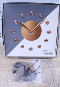 Vintage Howard Miller Wall Clock Built-In Model 6720 In Box Copper MCM Battery - Picture 1 of 13