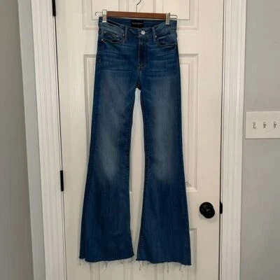 Pantalones de mezclilla negros Orchid Grace súper acampanados lavado medio tiro medio talla 24 pierna ancha Foto 1 de 4