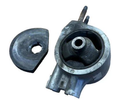 Soporte de montaje del motor Toyota MR2 SW20 1991-1995 lado derecho del pasajero OEM Foto 1 de 4