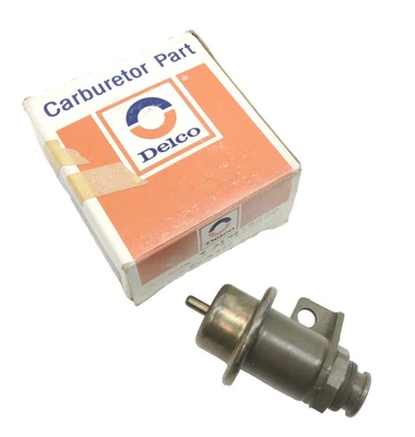 New Genuine GM 17112589 Fuel Pressure Regulator Assembly - Image 1 of 4