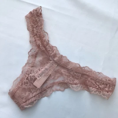Victoria's Secret Very Sexy Nude Glitter Lace Thong Panties - Size M - BNWT - Image 1 of 3