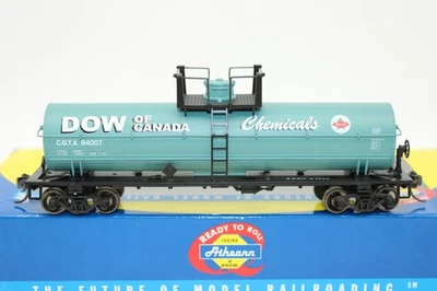 Athearn HO Scale DOW Chemical Canada 42' Chemical Tank Car #84007 - Image 1 of 4