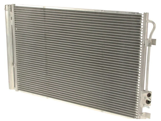 Condensador de aire acondicionado Koyo 29QYSJ73 para Kia Rio 2013 2012 Foto 1 de 1