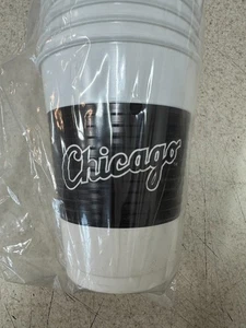 Chicago White Sox 16 oz Plastic Cups 25 Cups NEW - Picture 1 of 2